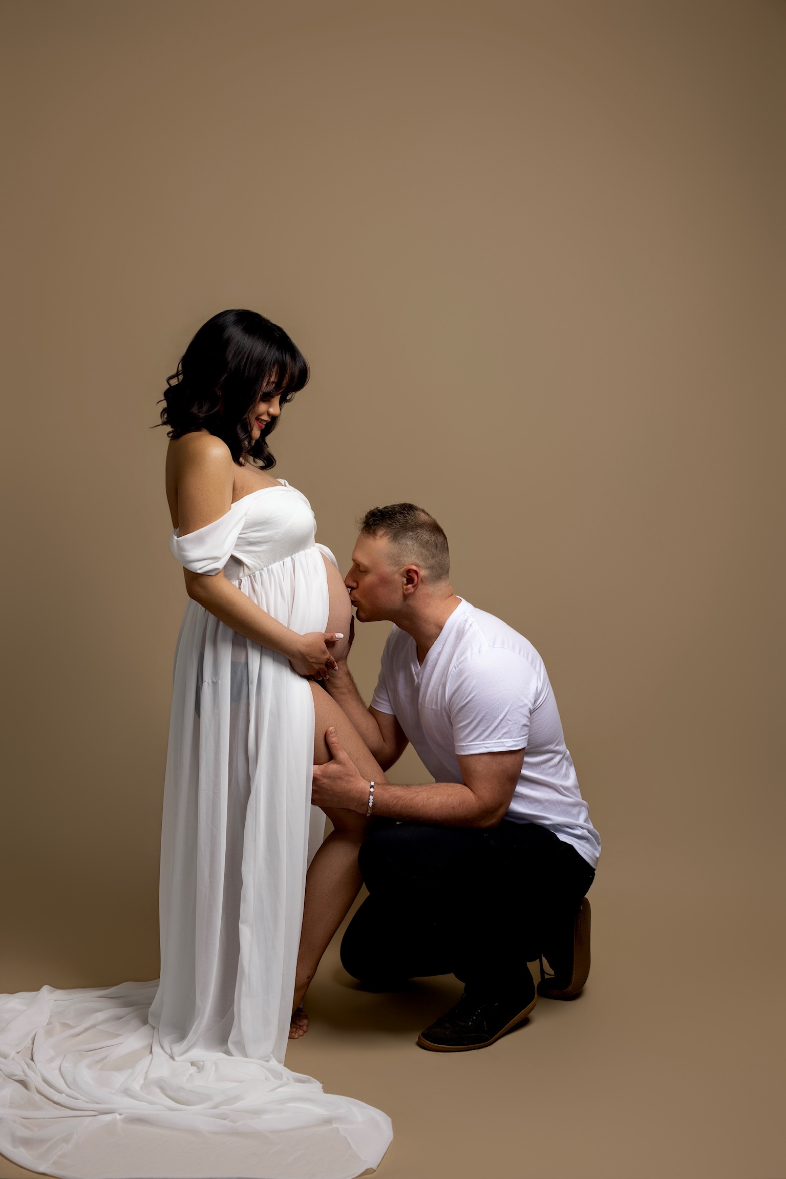 Appleton wedding photographer - timeless bride and groom portraits Wisconsin