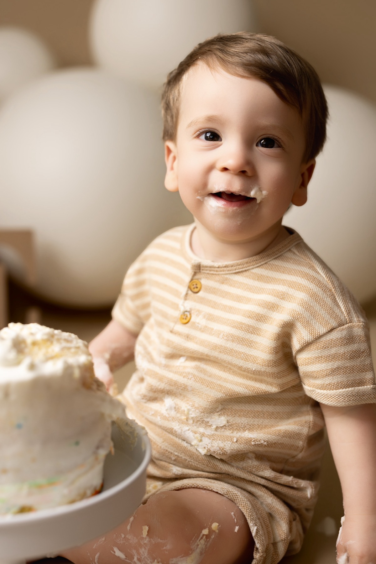 Cake smash photography Tampa FL first birthday
